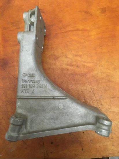 Picture of Engine Mount Bracket
